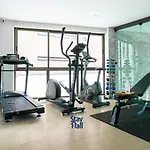 Flat mobiliado na Avenida Beira Rio, Madalena - Vista incrível - Excelente Localização - SH043
